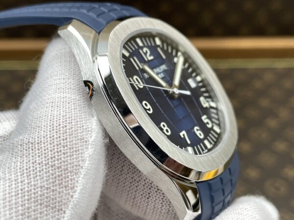 Aquanaut 5168G 42mm SS APWF 1:1 Best Edition Green Dial on Green Rubber Strap A324 Super Clone (Weighted) - Image 4