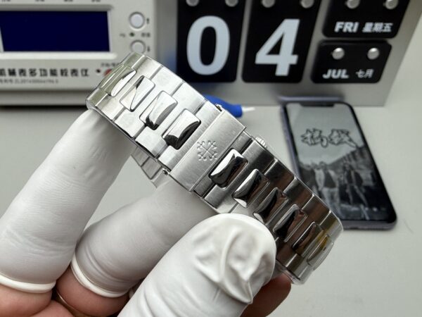 Patek Philippe - Nautilus Jumbo 5711 SS/SS Blue Dial 3KF A324 - Image 8