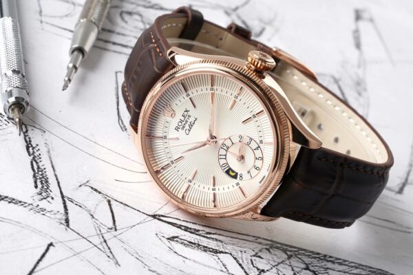 Rolex Cellini Dual Time m50525-008 Gold 40mm - Image 5
