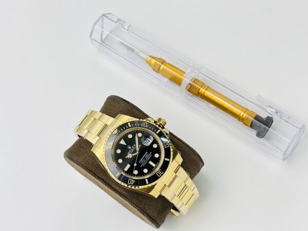 Rolex - Submariner 116618LN 40mm YG/YG Black/Dot Clean VS3135 - Image 3