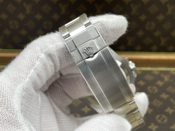 Rolex - Starbucks Submariner 126610LV 41mm 904L SS/SS Green Bezel Clean VR3235 - Image 9