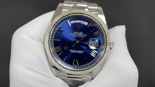 Rolex - DayDate 40mm SS/SS Blue/Rmn EW A2836 - Image 4