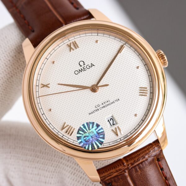 Omega - De Ville Prestige Co-Axial Master Chronometer 41mm Silver Dial Leather Strap Men's Watch - Image 6