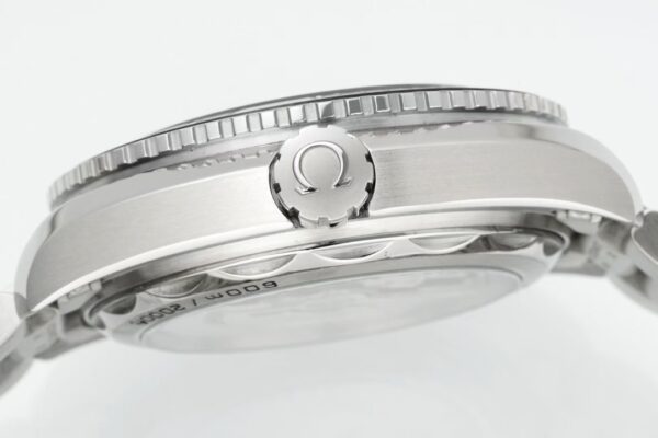 Omega - Planet Ocean 43.5mm SS/SS Black/Org VS 1:1 A8900 Super Clone - Image 8