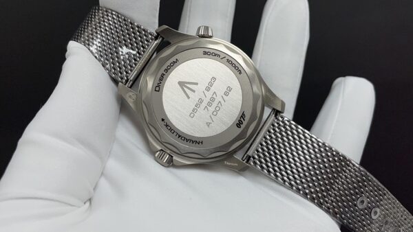 Omega - Seamaster 300m No Time To Die 007 TI/SS VS A8806 - Image 7