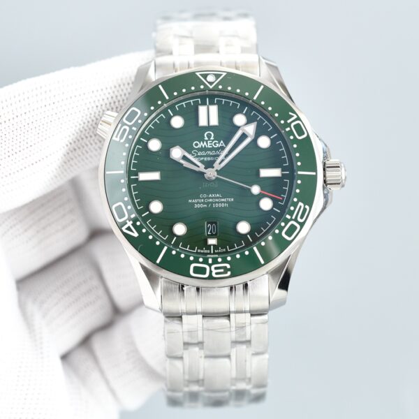 Omega - Seamaster 300m 42mm SS/SS Dark gREEN Dial VS A8800 Super Clone - Image 2