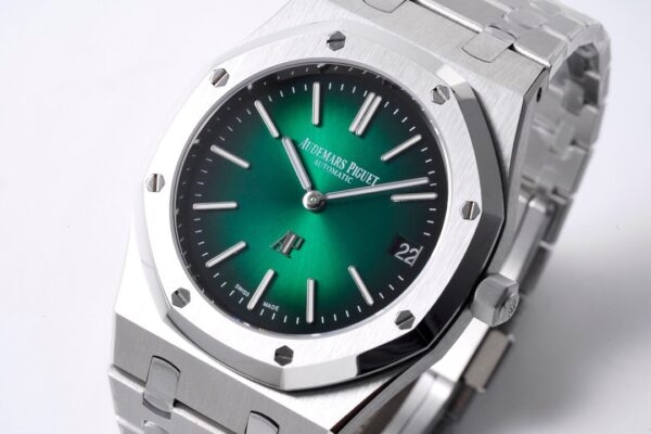 Audemars Piguet - Royal Oak 15202 39mm SS/SS Green Dial BF A2121 - Image 3