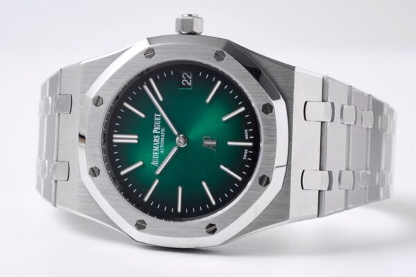 Audemars Piguet - Royal Oak 15202 39mm SS/SS Green Dial BF A2121 - Image 5